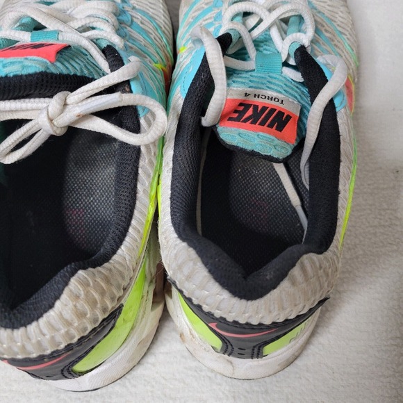 Nike Air Max Torch 4 Women's Shoes White/Blk-Volt-Crimson Size 9 US CW5607-100 - Picture 10 of 16